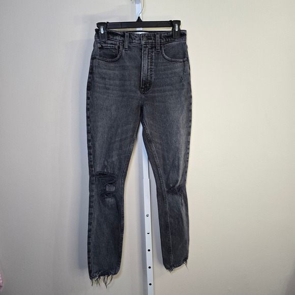Abercrombie & Fitch Skinny High Rise Black Wash Distressed Jeans Ladies sz 0R/25 - Picture 1 of 4